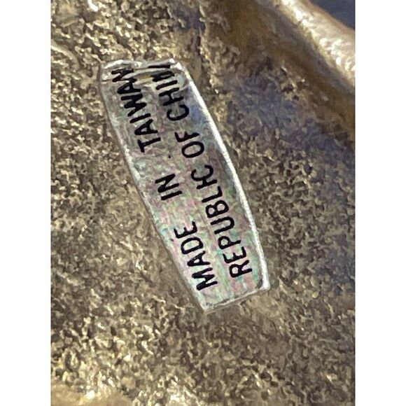 Vintage Floral Oval Picture Frame Padded Front Brooch Board Sewing Needle Holder - Picture 6 of 6